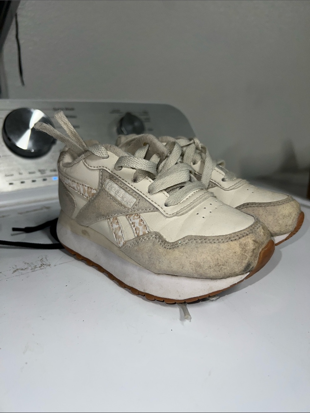 Reebok Kids Beige and Gum Lace-Up Sneakers